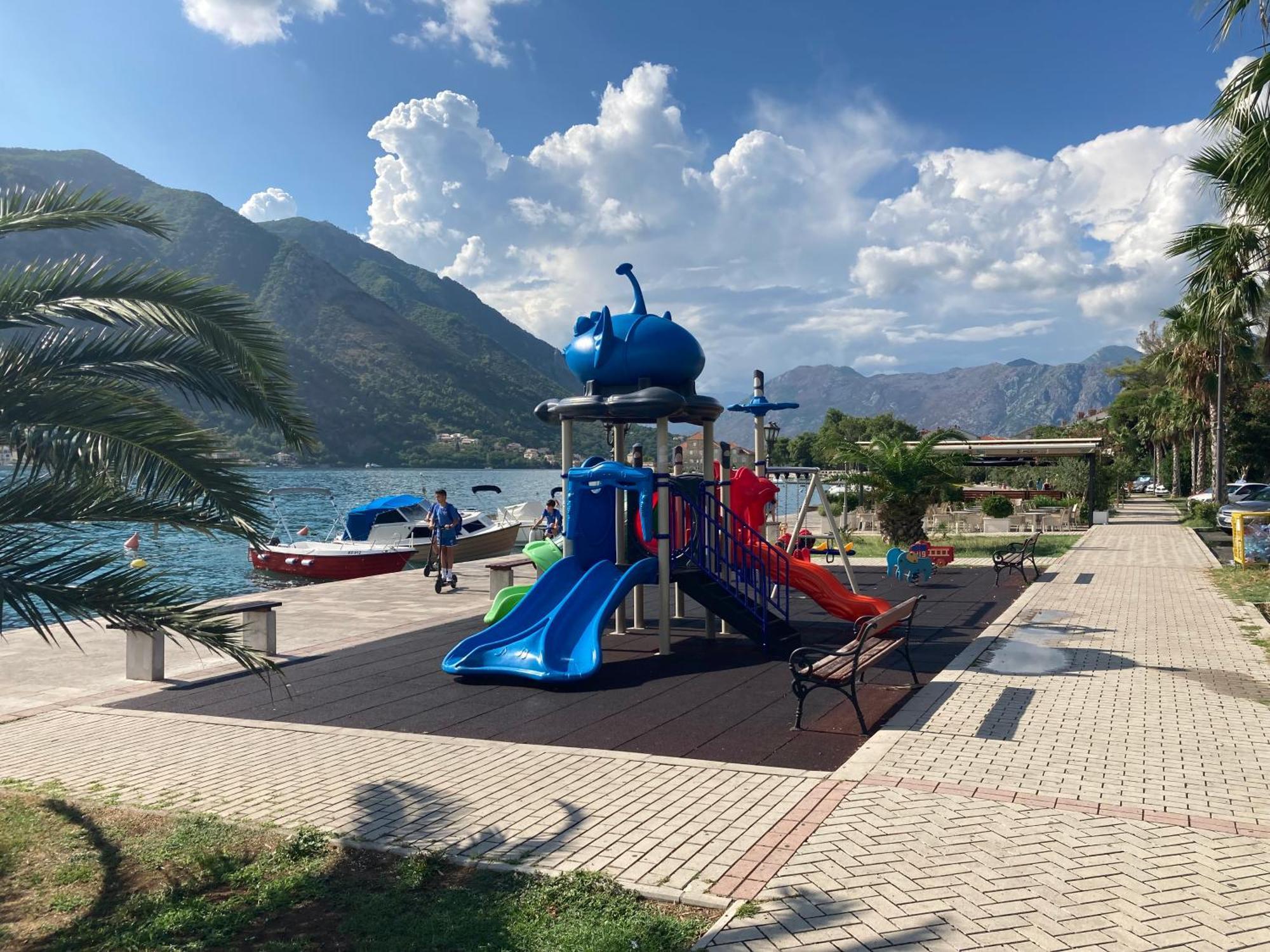 Bay Mola Home Kotor Exteriör bild